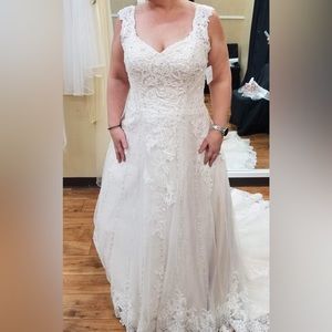 Size 14 Wedding Dress